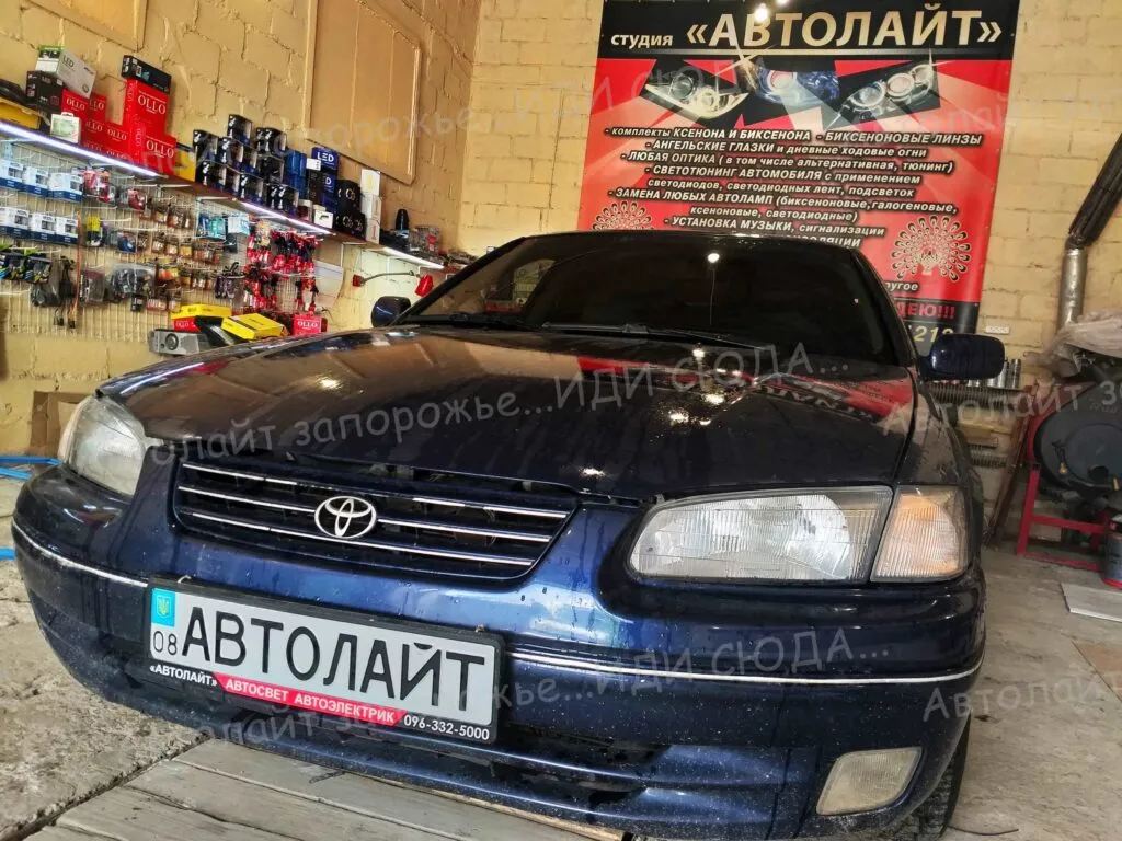 Toyota Camry 20 тюнинг фар, установка билинз OllO 2,5+