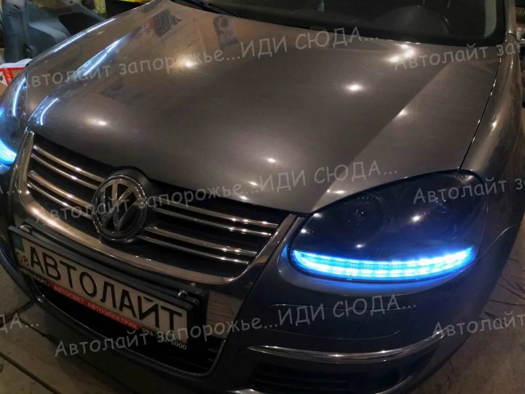 Volkswagen Jetta (Фольксваген Джетта) — тюнинг фар, установка билинз.